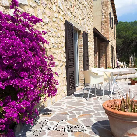 Dimora La Fiumara Guest house *